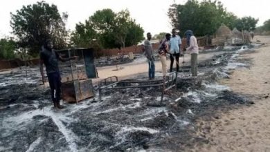 مهاجمون أحرقوا منازل في قريضة نحو 85 كلم جنوب نيالا ـ صورة من منصات التواصل