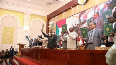 جانب من توقيع الاتفاق الإطاري في السودان الشهر الماضي - أرشيفية