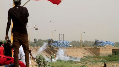 على صفيح ساخن