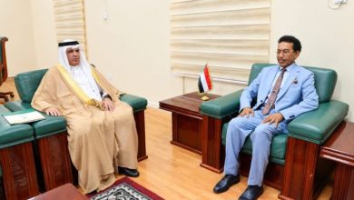 السفير السعودي خلال لقائه الأربعاء الممثل الخاص لرئيس الوزراء الحسين الخليفة الصديق الحفيان في الخرطوم