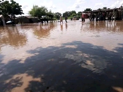 سيول عنيفة تجتاح القلابات شرق السودان