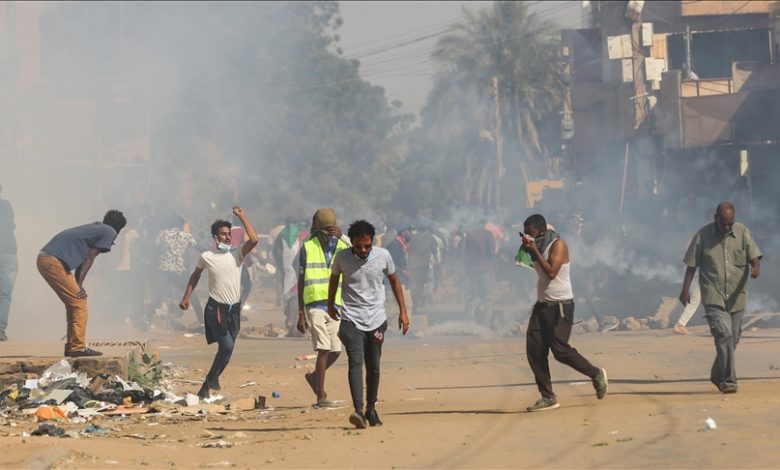 السودان الشرطة تفرق مظاهرات تطالب بعودة الحكم المدني شبكة صقر