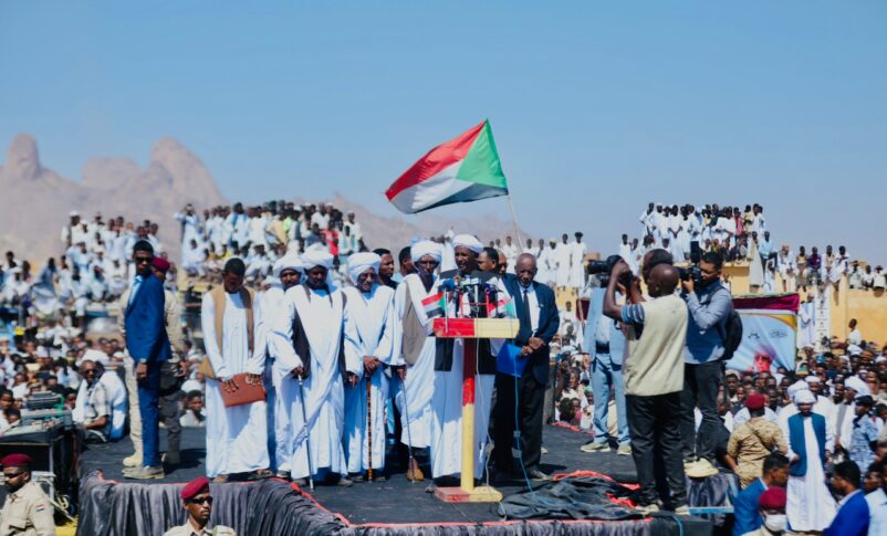 حميدتي يدعو الأهالي لاستغلال قوتهم الاجتماعية لتنمية شرق السودان