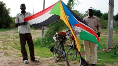يبحث مليونا جنوبي سوداني ترعرعوا في الشمال عن أوراق رسمية تثبت انتماءهم للشمال أم الجنوب