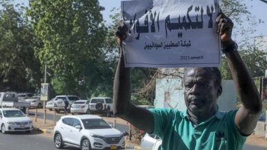 يعتبر التضييق على الصحافة ممارسة عادية في السودان