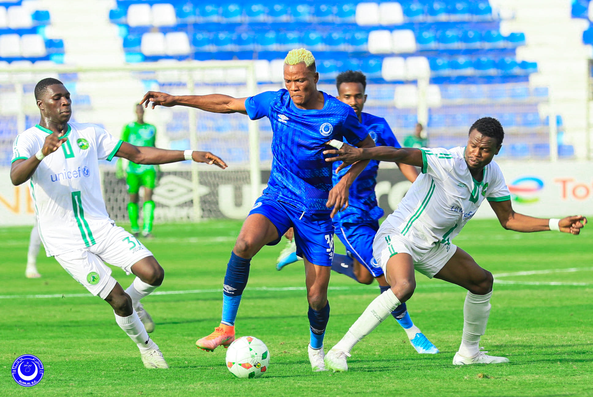 الهلال والقطن